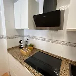 Reel Luxury With Swimming Pool 아파트