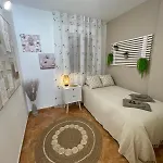 Reel Luxury With Swimming Pool * 또레비에하